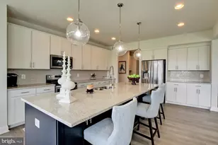 15717 Henrietta Dr, Accokeek, MD 20607 - Photo 7