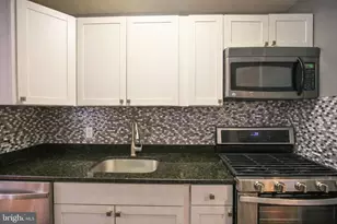 7103 Donnell Pl, District Heights, MD 20747 - Photo 9