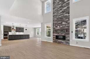 15901 Hyde Pk Pl, Bowie, MD 20716 - Photo 5