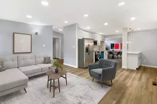 5104 72nd Ave, Hyattsville, MD 20784 - Photo 3