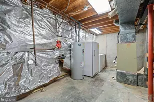 11327 Broken Bow Ct, Beltsville, MD 20705 - Photo 33