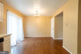 11324 Clearbrooke Ct, Beltsville, MD 20705 - Photo 9