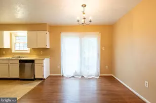 11324 Clearbrooke Ct, Beltsville, MD 20705 - Photo 13