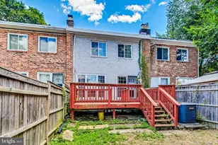 908 E Meadows Ct, Oxon Hill, MD 20745 - Photo 35