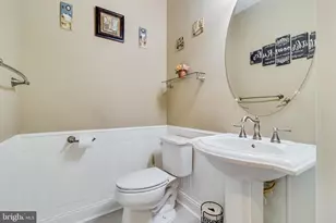 402 Esterville Ln, Upper Marlboro, MD 20774 - Photo 39