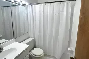 2943 Sunset Ln, Suitland, MD 20746 - Photo 13