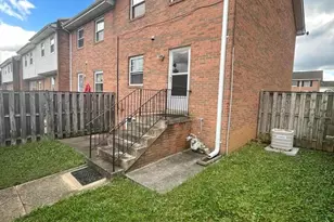 2943 Sunset Ln, Suitland, MD 20746 - Photo 3