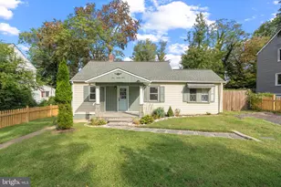 121 N Huron Dr, Oxon Hill, MD 20745 - Photo 1