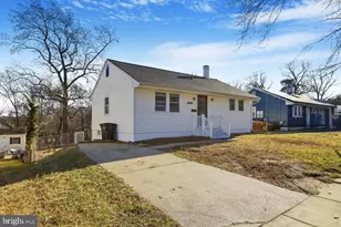 9013 Volta St, Lanham, MD 20706 - Photo 3