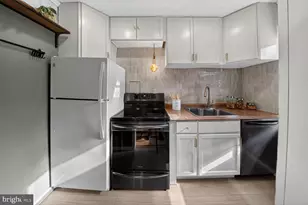 54 Ridge Rd, Greenbelt, MD 20770 - Photo 7