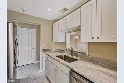 6522 Lake Park Drive #105, Greenbelt, MD 20770 - Photo 3