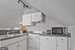 2300 Bermondsey Dr, Bowie, MD 20721 - Photo 15