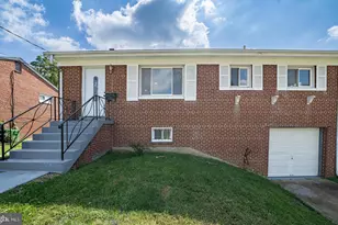 2521 St Clair Dr, Temple Hills, MD 20748 - Photo 7