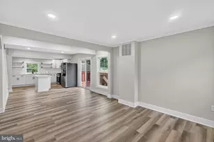 6708 Clinglog St, Capitol Heights, MD 20743 - Photo 9