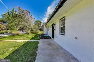 5813 Dewey St, Landover, MD 20785 - Photo 29