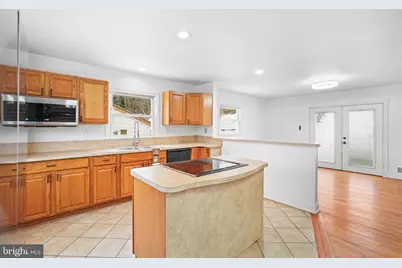 6903 Fawncrest Drive, Capitol Heights, MD 20743 - Photo 19