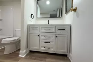 8689 Greenbelt Rd, Greenbelt, MD 20770 - Photo 17