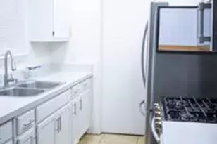 2429 Green Valley Dr, Suitland, MD 20746 - Photo 7