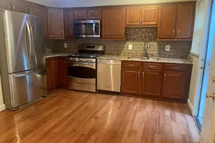 5102 Glassmanor Dr, Oxon Hill, MD 20745 - Photo 5