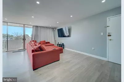 1822 Metzerott Road #402, Hyattsville, MD 20783 - Photo 9