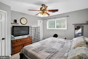 6702 Berkshire Dr, Temple Hills, MD 20748 - Photo 7