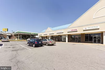 5830 Allentown Way #5830, Temple Hills, MD 20748 - Photo 9