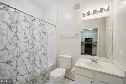 2801 Forest Run Drive #1-303, District Heights, MD 20747 - Photo 13