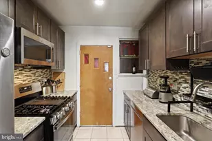 7750 Normandy, Landover, MD 20785 - Photo 11