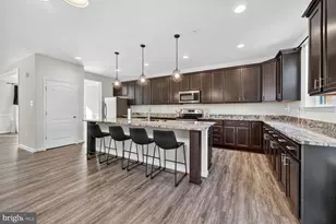 711 Yarrow Ct, Accokeek, MD 20607 - Photo 9