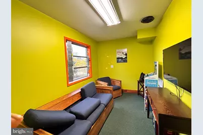5051 Greenbelt Road, College Park, MD 20740 - Photo 11