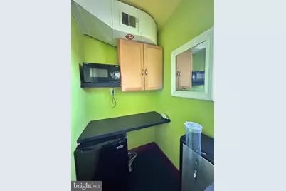 5051 Greenbelt Road, College Park, MD 20740 - Photo 15