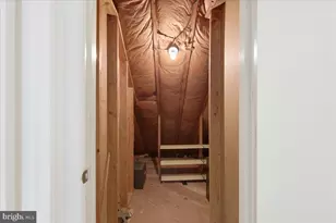 6315 Middleton Ln, Temple Hills, MD 20748 - Photo 27