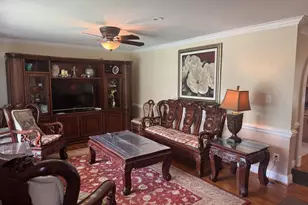 13216 Ronehill Dr, Beltsville, MD 20705 - Photo 3