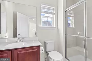 9405 Crystal Oaks Ln, Upper Marlboro, MD 20772 - Photo 11