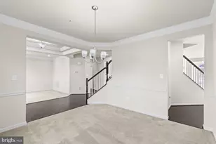 9405 Crystal Oaks Ln, Upper Marlboro, MD 20772 - Photo 7