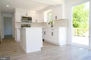 8106 Triple Crown Rd, Bowie, MD 20715 - Photo 3