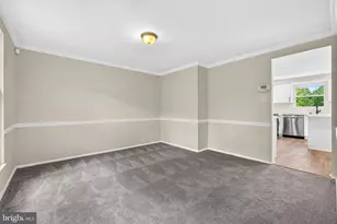 8106 Triple Crown Rd, Bowie, MD 20715 - Photo 9