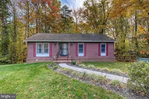 2722 Timbercrest Dr, District Heights, MD 20747 - Photo 3