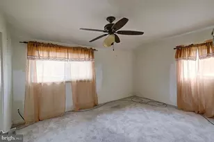 2225 Houston St, Suitland, MD 20746 - Photo 7