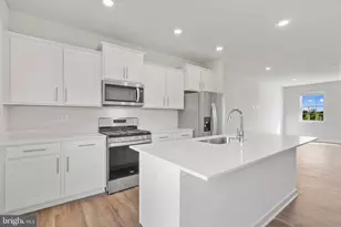 16651 Green Glade Dr, Brandywine, MD 20613 - Photo 7