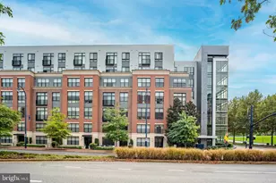 145 Riverhaven Dr, Oxon Hill, MD 20745 - Photo 1