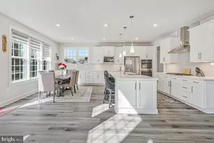 913 Midbrook Ln, Bowie, MD 20716 - Photo 15