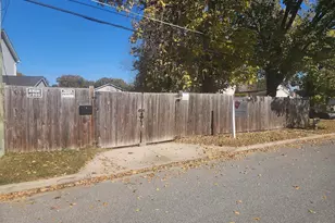 5810 Jefferson Heights Dr, Capitol Heights, MD 20743 - Photo 1