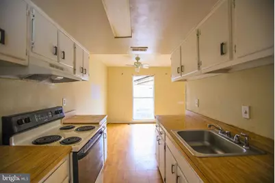 9002 Continental Place, Landover, MD 20785 - Photo 5