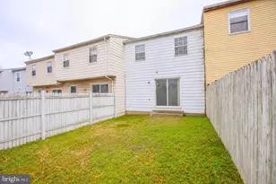 9002 Continental Pl, Landover, MD 20785 - Photo 27