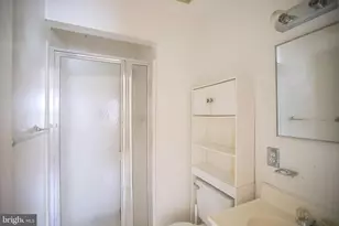 9002 Continental Pl, Landover, MD 20785 - Photo 25