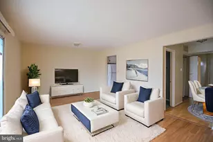 9002 Continental Pl, Landover, MD 20785 - Photo 11