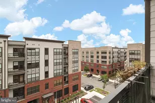 104 St Ives Pl, Oxon Hill, MD 20745 - Photo 23