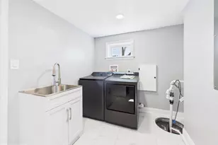 5010 Pierce Ave, College Park, MD 20740 - Photo 39