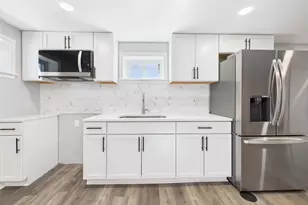 5010 Pierce Ave, College Park, MD 20740 - Photo 37